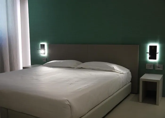 Rb Del Teatro&apartaments לינה וארוחת בוקר 4*