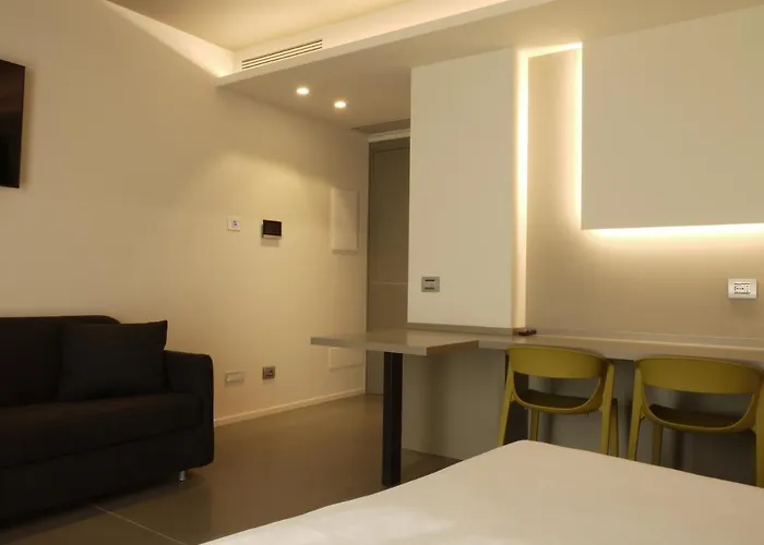 לינה וארוחת בוקר Rb Del Teatro&apartaments