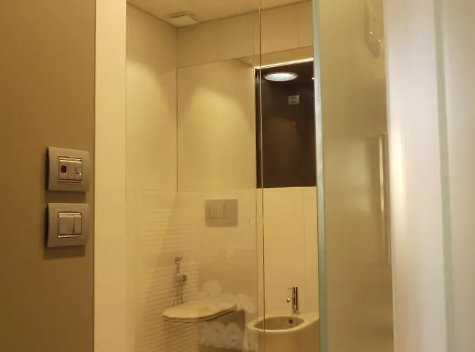 Rb Del Teatro&apartaments לינה וארוחת בוקר 4*