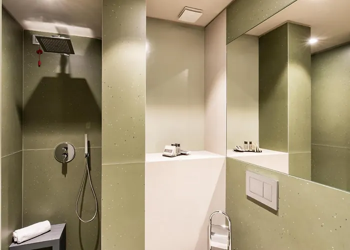 Rb Del Teatro&apartaments 4* אימולה