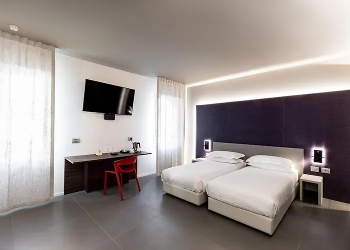 לינה וארוחת בוקר Rb Del Teatro&apartaments 4*