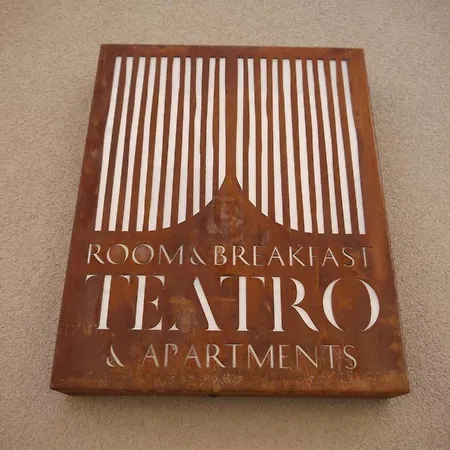 Rb Del Teatro&apartaments Отель типа 