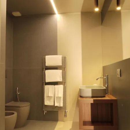 Rb Del Teatro&apartaments Bed & Breakfast Imola