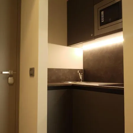 Rb Del Teatro&apartaments Couette-café 4*