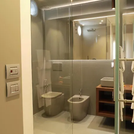 Rb Del Teatro&apartaments *