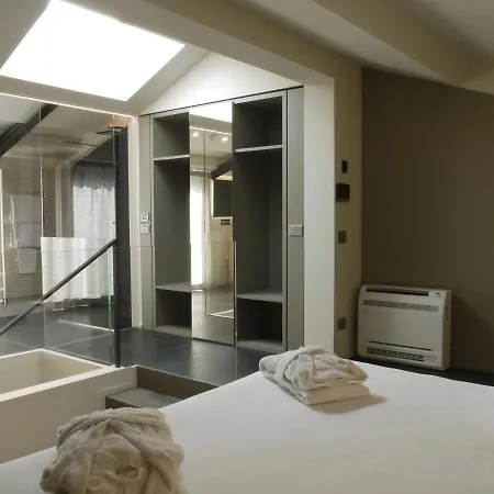 Rb Del Teatro&apartaments Bed & Breakfast *