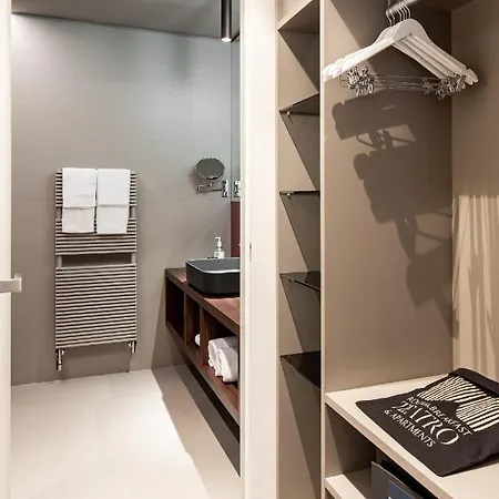 Rb Del Teatro&apartaments