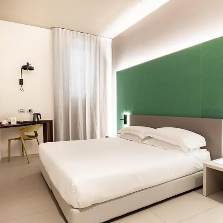 Alojamento de Acomodação e Pequeno-almoço Rb Del Teatro&apartaments