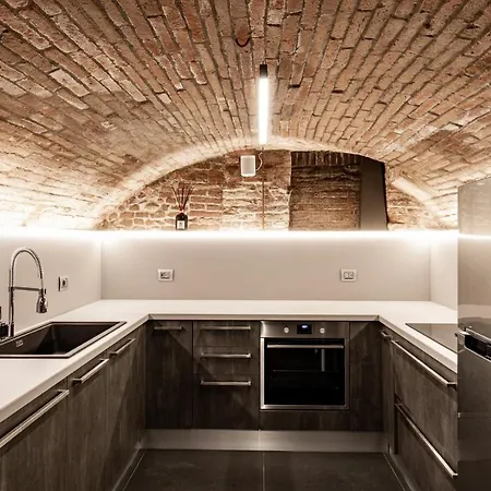 Rb Del Teatro&apartaments Imola