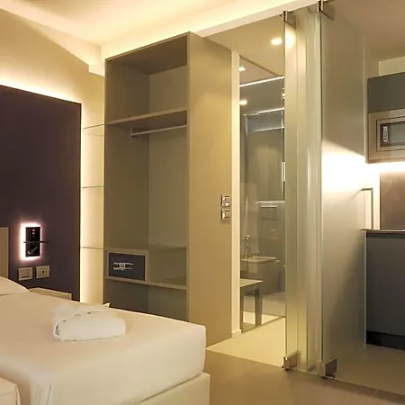Rb Del Teatro&apartaments Imola