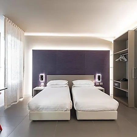 Rb Del Teatro&apartaments Отель типа 
