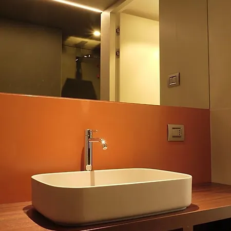 Rb Del Teatro&apartaments Имола