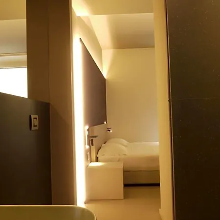 Rb Del Teatro&apartaments 4*