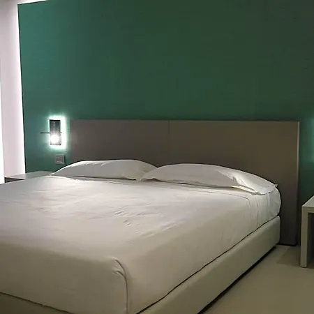 Bed & Breakfast Rb Del Teatro&apartaments 4*