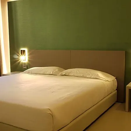 Bed & Breakfast Rb Del Teatro&apartaments 4*