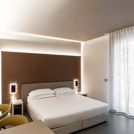 Rb Del Teatro&apartaments