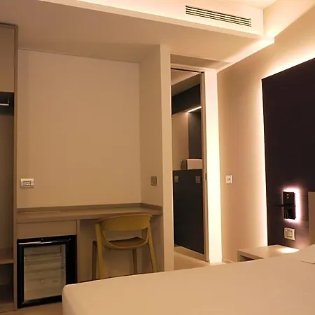 Bed & Breakfast Rb Del Teatro&apartaments 4*