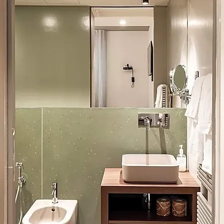 Rb Del Teatro&apartaments Alojamento de Acomodação e Pequeno-almoço 4*
