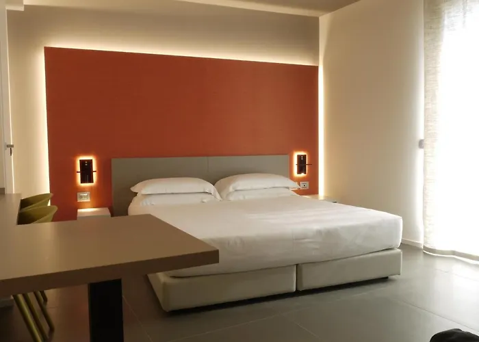 Rb Del Teatro&apartaments Bed and breakfast Imola