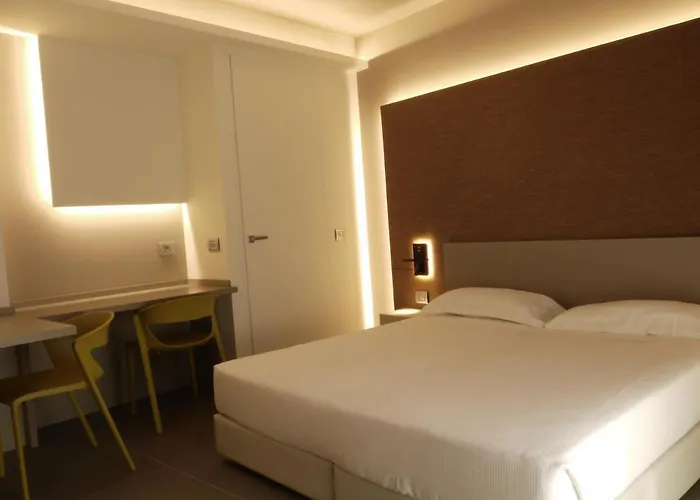 Rb Del Teatro&apartaments Imola