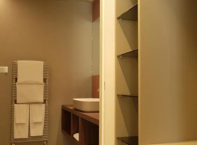 Rb Del Teatro&apartaments Bed and breakfast 4*