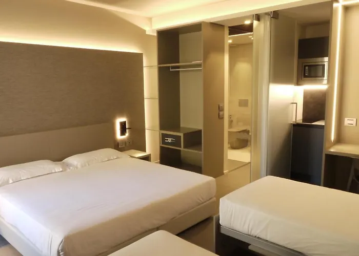 Rb Del Teatro&apartaments Panzió Imola