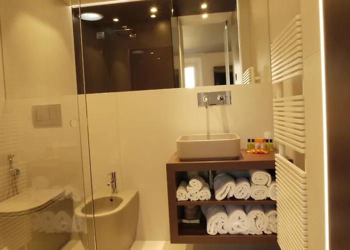 Rb Del Teatro&apartaments 4* Imola