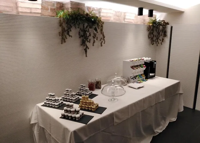 Panzió Rb Del Teatro&apartaments Imola