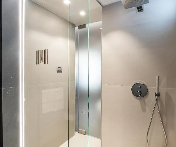 Rb Del Teatro&apartaments 4* Imola